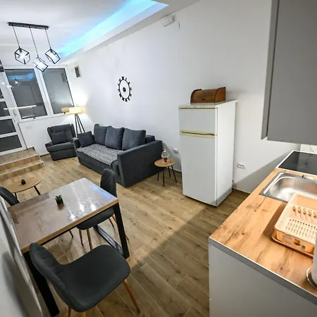 Apartment Stan Na Dan Mitic Free Parking