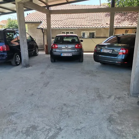 Stan Na Dan Mitic Free Parking *